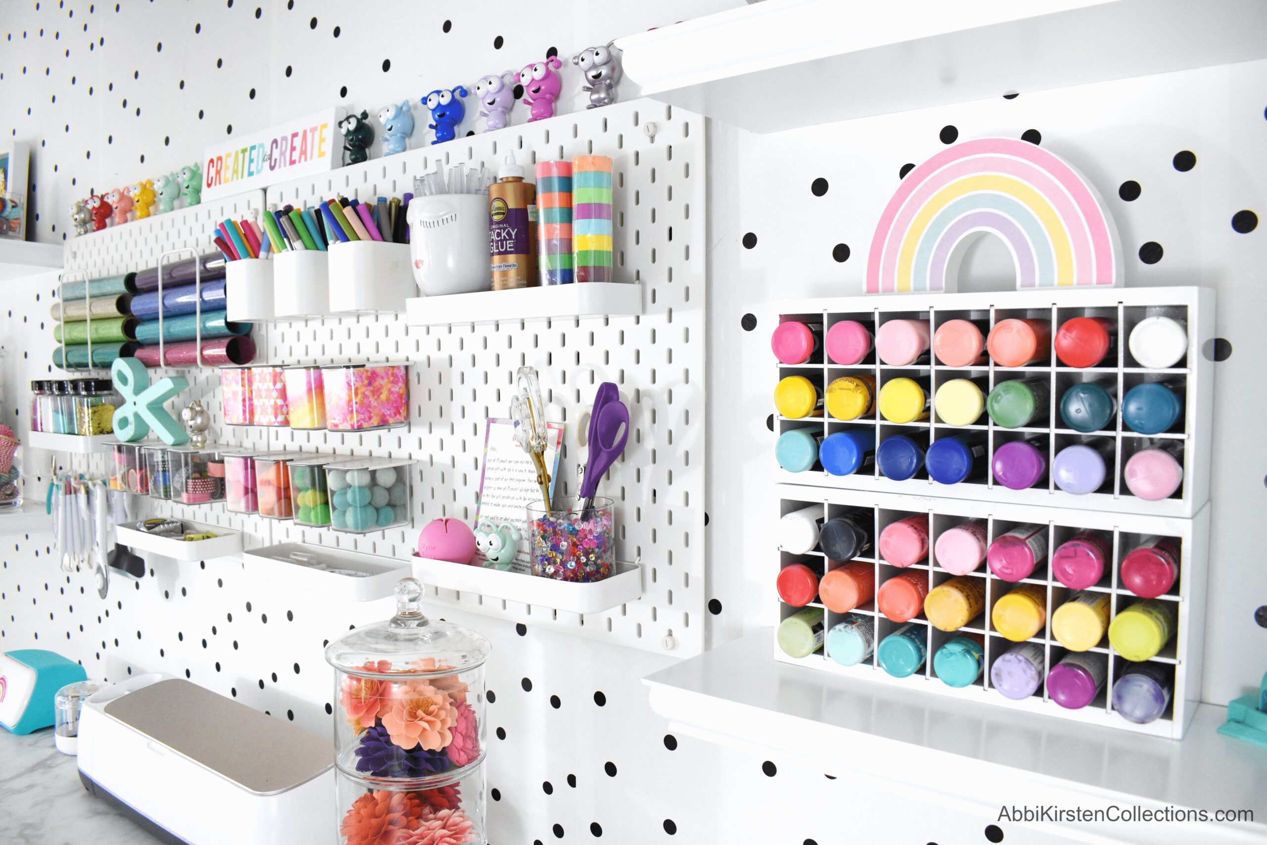 10 Creative Bead Storage Solutions for Craft Room