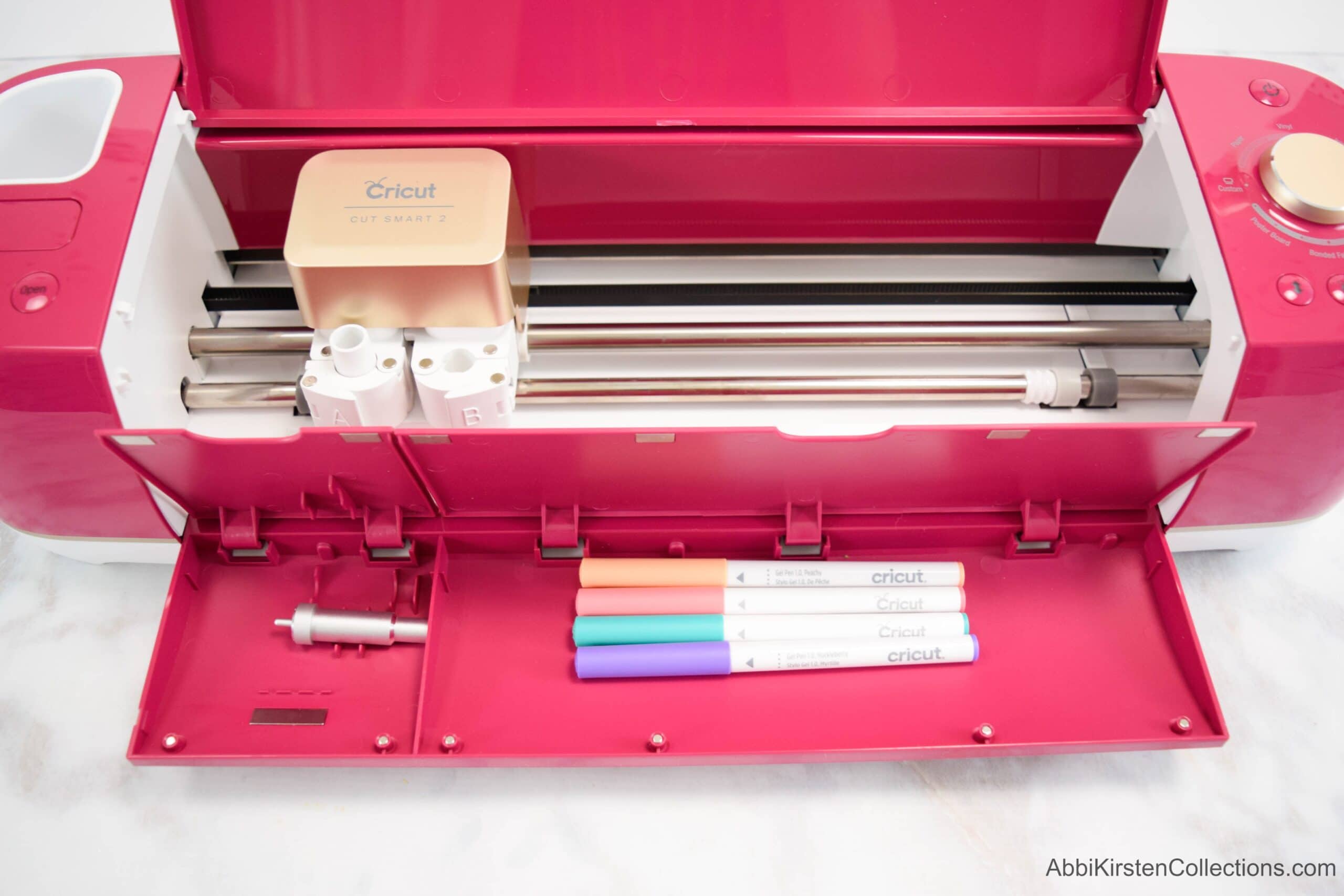 Cricut EasyPress Mini: How To Customize A Duffel Bag [Video] ⋆ by Pink